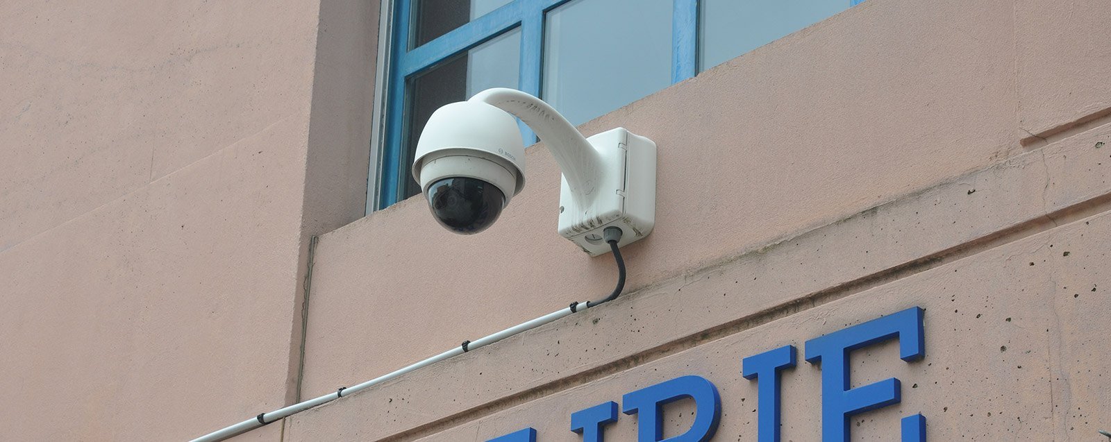 Ville vigilante, Caméra de surveillance, mairie de Villefontaine