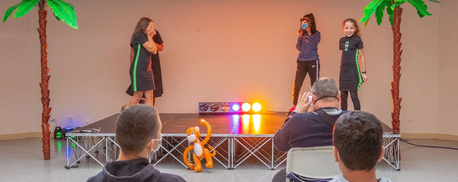Spectacle de danse du secteur jeunes de la maison pour tous Abdellatif Loukili